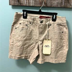 One sone khaki shorts size 4 new with tags